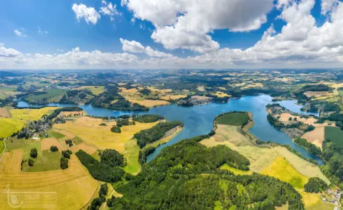 Drohnenaufnahme der Talsperre Pöhl im Vogtland